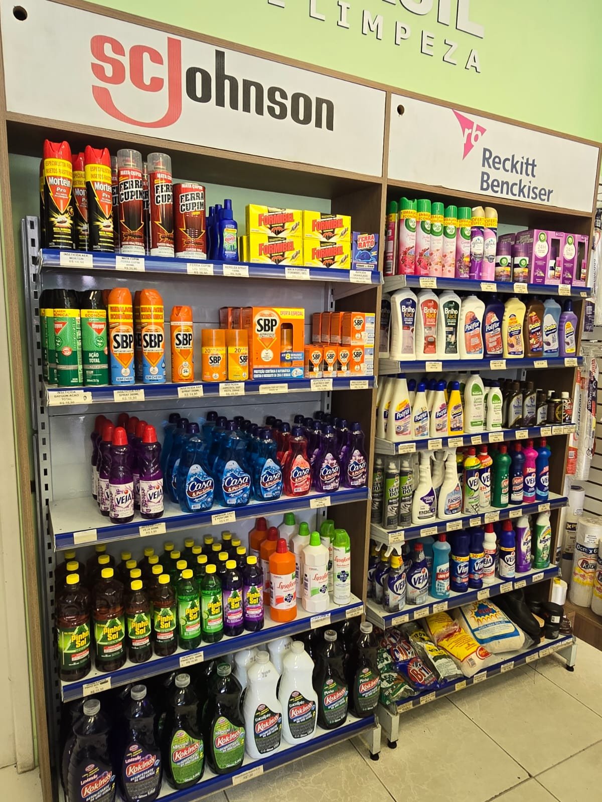 Limpadores e Inseticidas