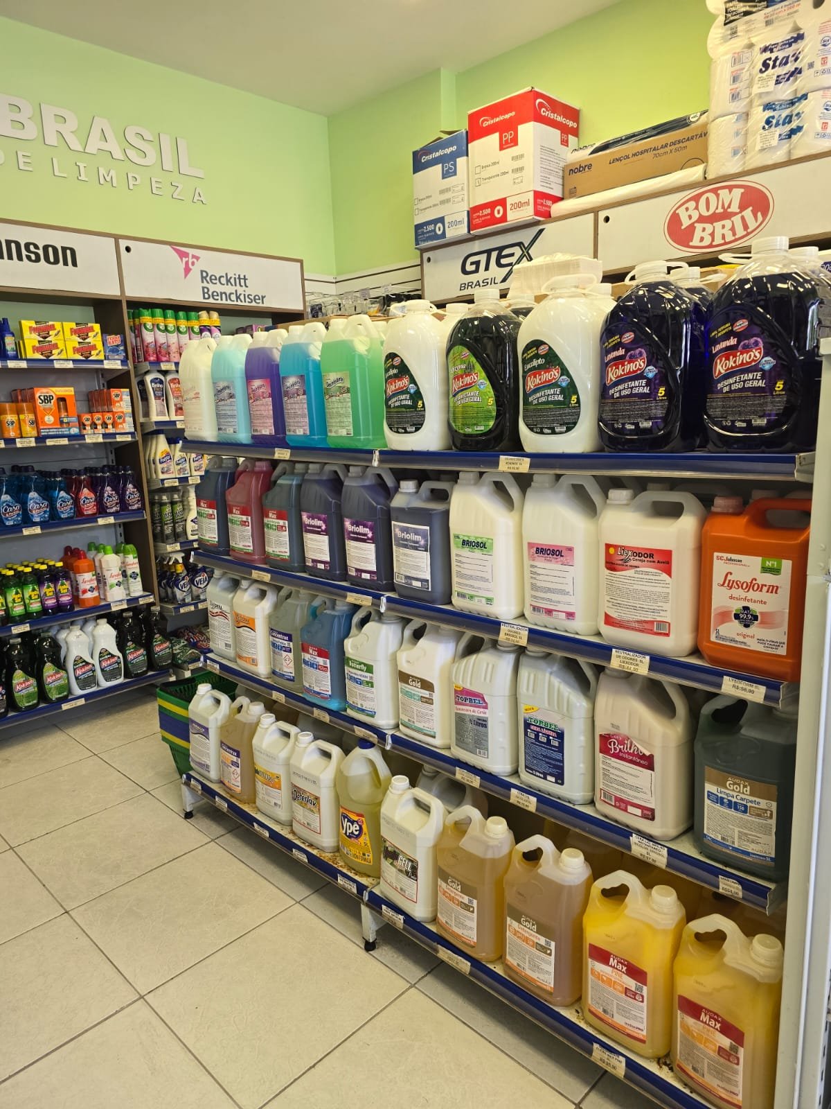 Linha profissional para pisos